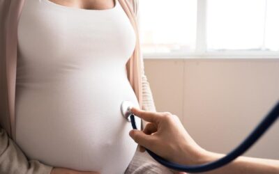 Comment choisir son gynécologue obstétricien pour être bien accompagnée pour sa grossesse et son accouchement à Nice